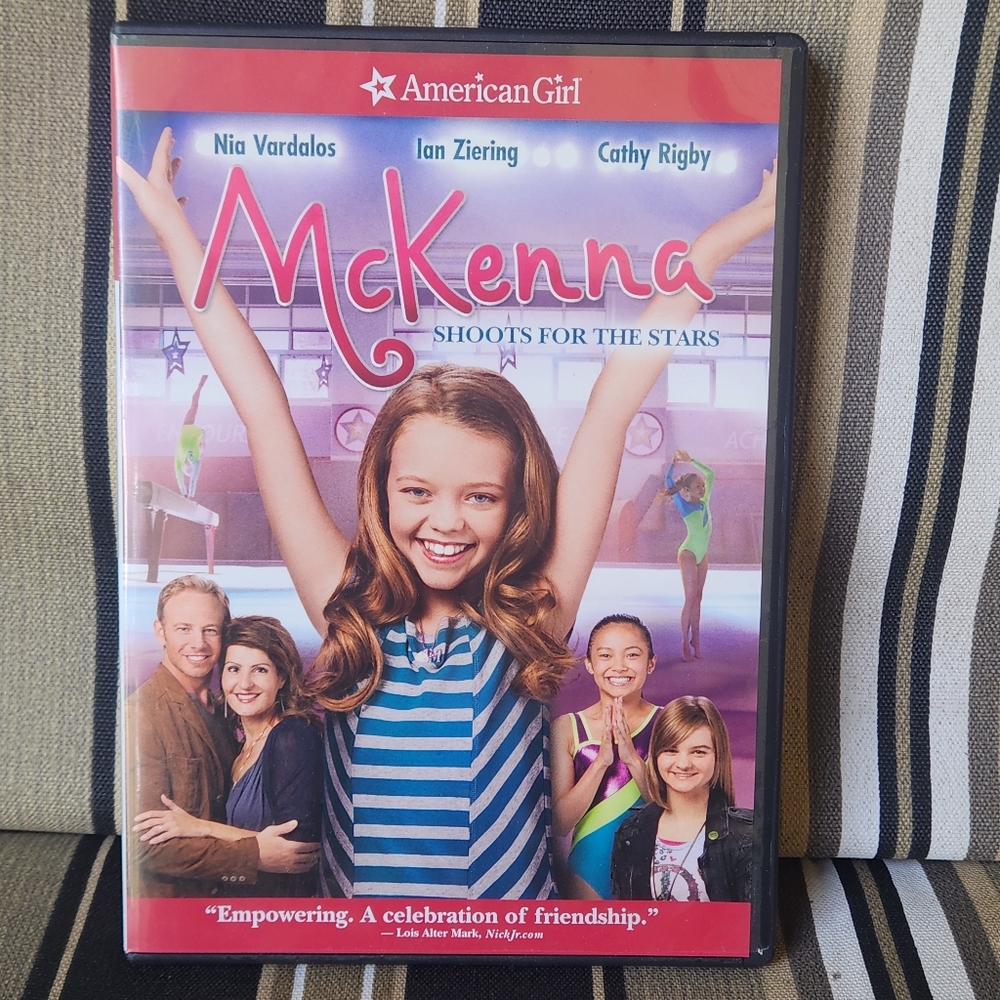 🖤 An American Girl: Mckenna Shoots for the Stars DVD